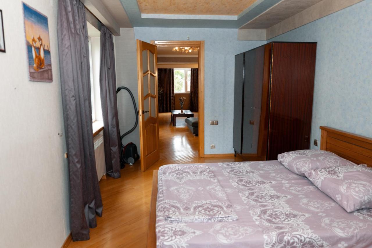Home At Old Тбилиси Екстериор снимка